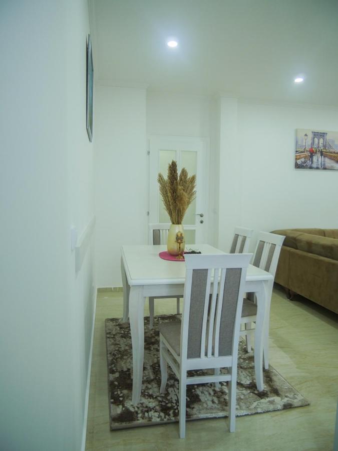 Imperator Apartments 울친 외부 사진